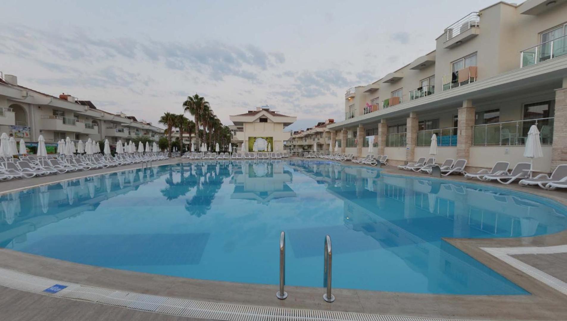 Hotel Dream Family Club Side Exteriér fotografie